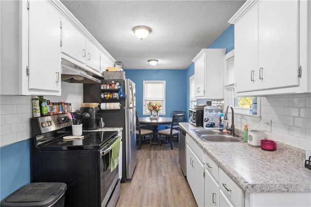 2804 NE Parvin Road, Kansas City, MO 64117