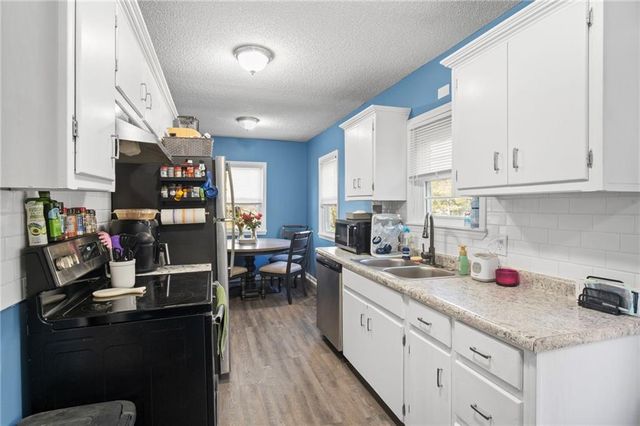 2804 NE Parvin Road, Kansas City, MO 64117