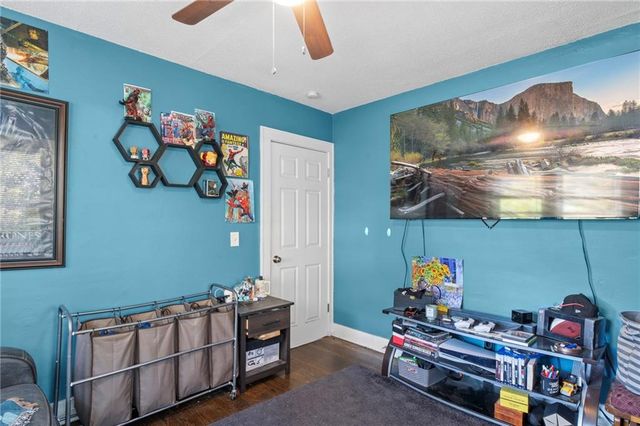 2804 NE Parvin Road, Kansas City, MO 64117