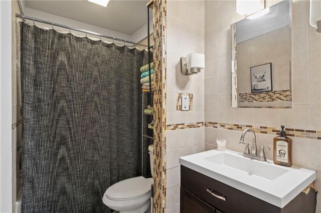 2804 NE Parvin Road, Kansas City, MO 64117