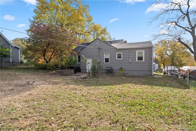 2804 NE Parvin Road, Kansas City, MO 64117