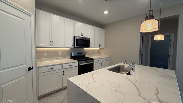 2283 Teatro Avenue, Henderson, NV 89044