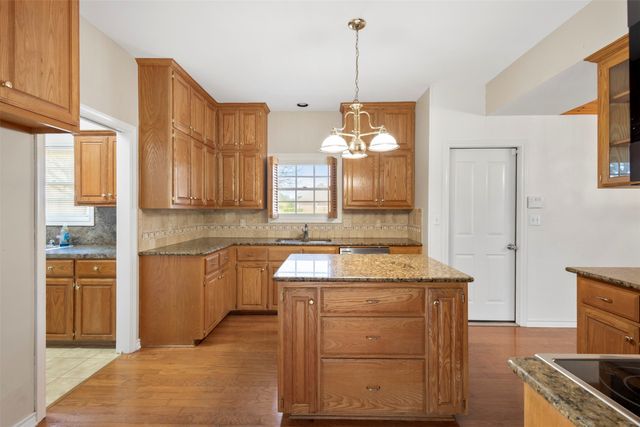 6239 Fm 879, Ennis, TX 75119