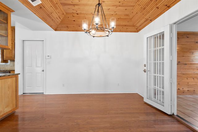 6239 Fm 879, Ennis, TX 75119