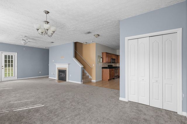 2496 S Lakeview Drive, Crestview, FL 32536