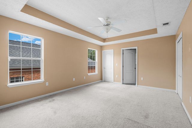 2496 S Lakeview Drive, Crestview, FL 32536