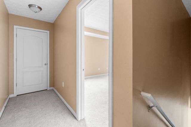 2496 S Lakeview Drive, Crestview, FL 32536