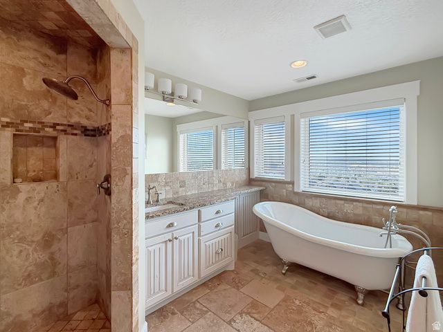 1113 W FAWN DR, Pleasant View, UT 84414