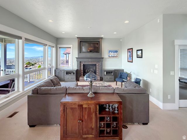 1113 W FAWN DR, Pleasant View, UT 84414