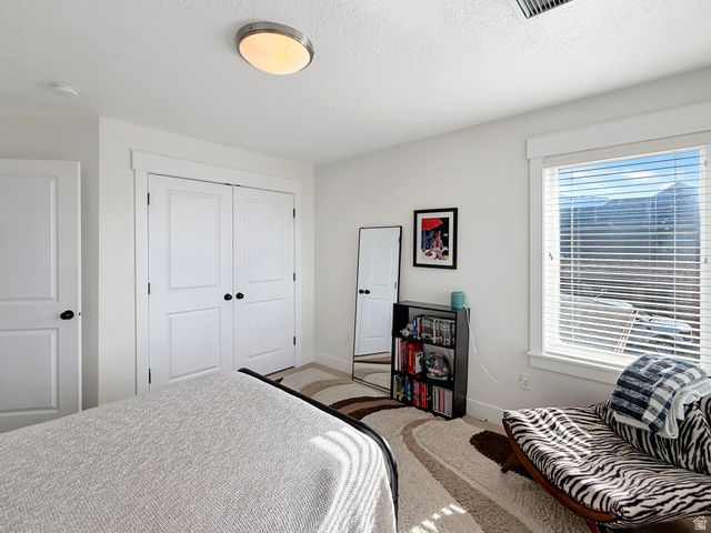 1113 W FAWN DR, Pleasant View, UT 84414