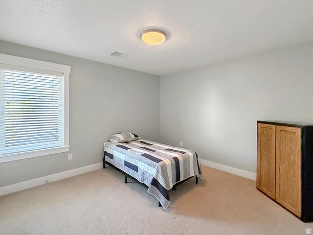 1113 W FAWN DR, Pleasant View, UT 84414