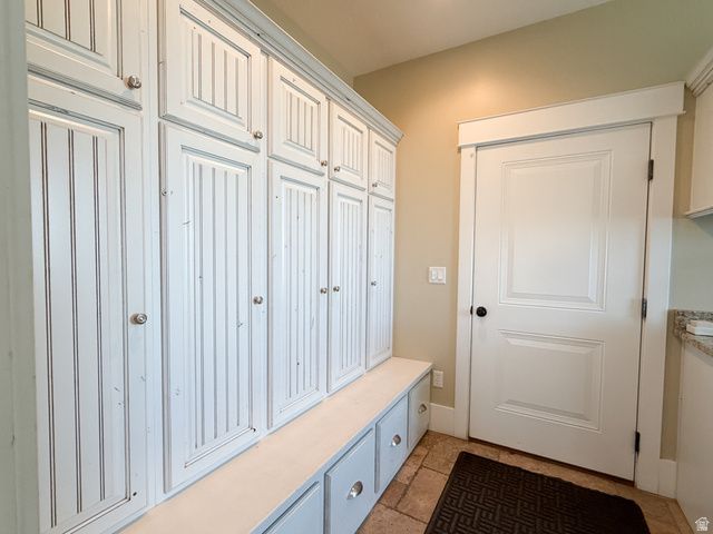 1113 W FAWN DR, Pleasant View, UT 84414