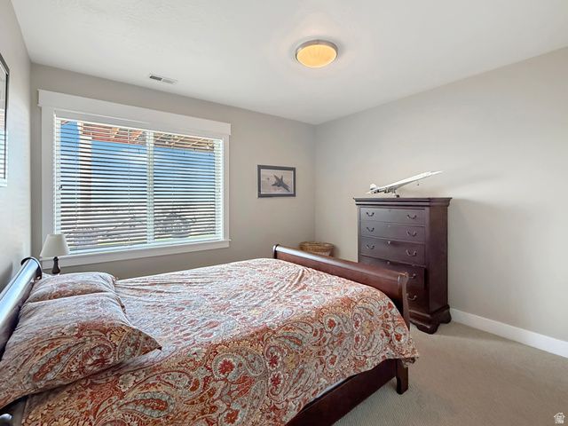 1113 W FAWN DR, Pleasant View, UT 84414