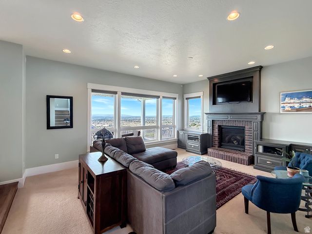 1113 W FAWN DR, Pleasant View, UT 84414