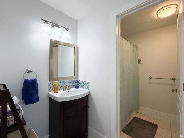 1113 W FAWN DR, Pleasant View, UT 84414