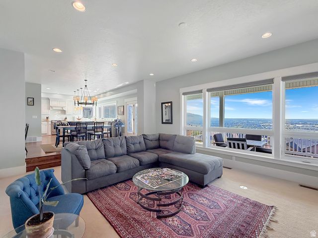 1113 W FAWN DR, Pleasant View, UT 84414