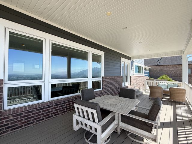 1113 W FAWN DR, Pleasant View, UT 84414