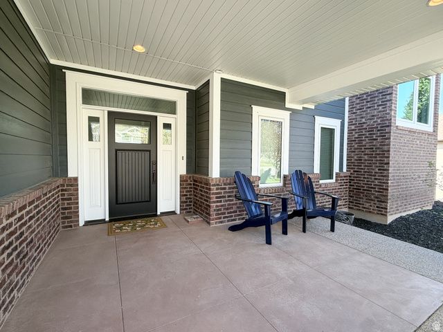 1113 W FAWN DR, Pleasant View, UT 84414