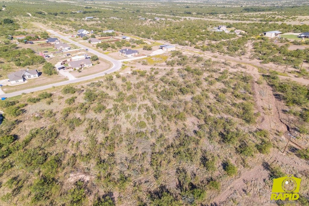 Image 5 of property listing at 16914 Riata Trail, Christoval, TX 76935