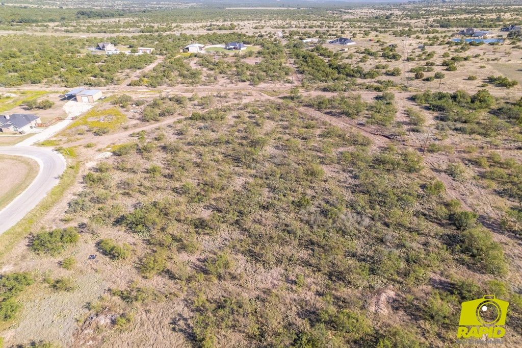 Image 6 of property listing at 16914 Riata Trail, Christoval, TX 76935