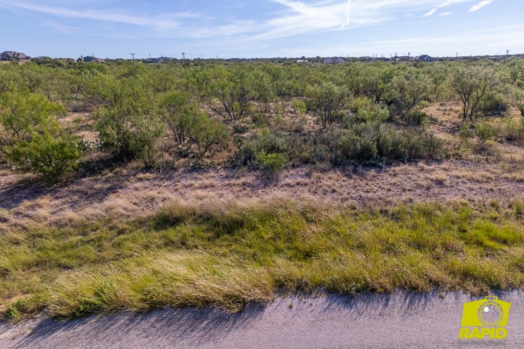 Image 9 of property listing at 16914 Riata Trail, Christoval, TX 76935