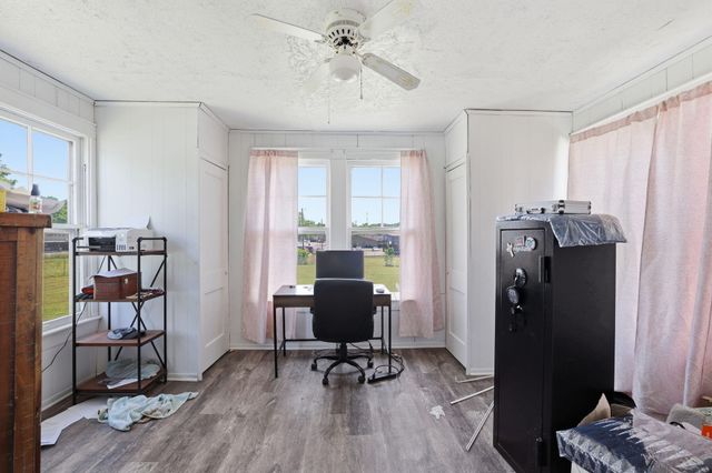 220 E Georgia Avenue, Whitwell, TN 37397