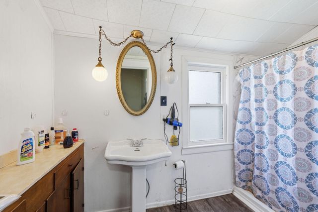220 E Georgia Avenue, Whitwell, TN 37397