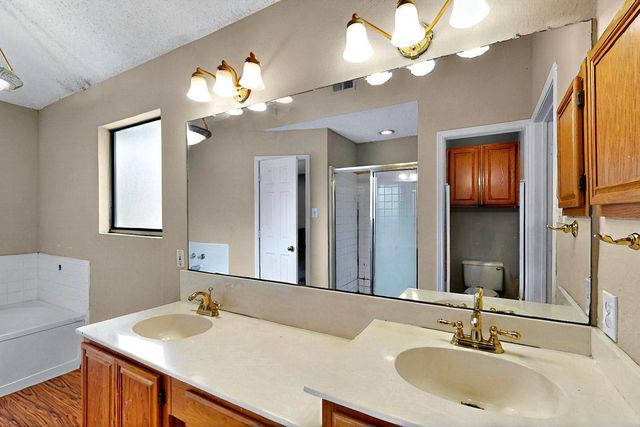 1523 Allen Drive, Cedar Hill, TX 75104