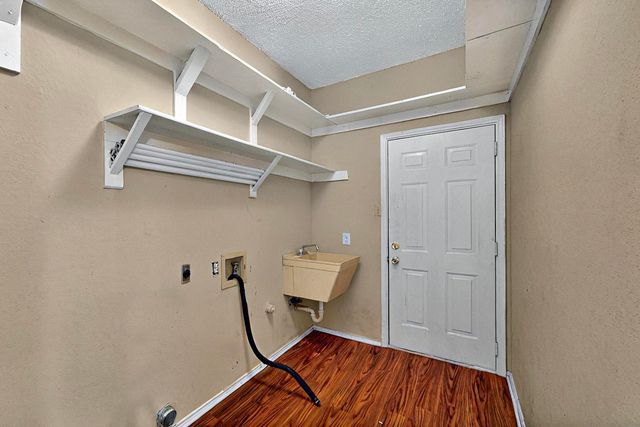 1523 Allen Drive, Cedar Hill, TX 75104