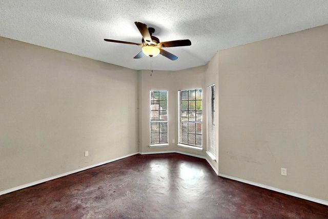 1523 Allen Drive, Cedar Hill, TX 75104