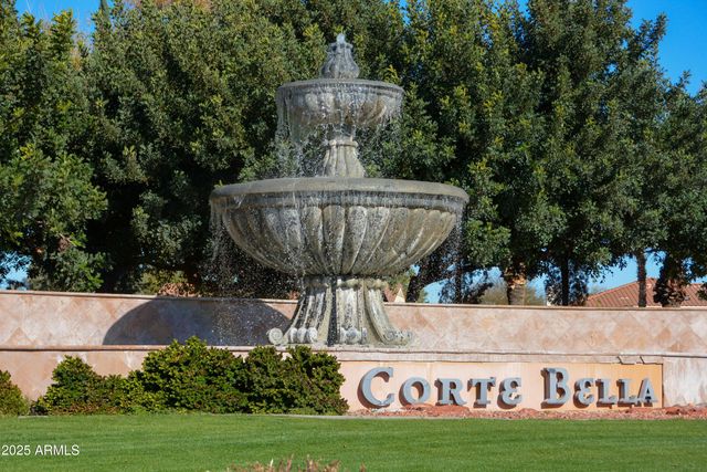 12945 W EL SUENO Court, Sun City West, AZ 85375