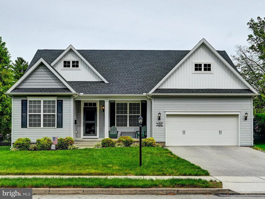 248 DEGUY AVE, Hanover, PA 17331