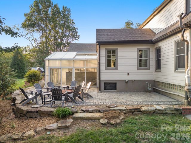 1 Orchid Lane, Asheville, NC 28803