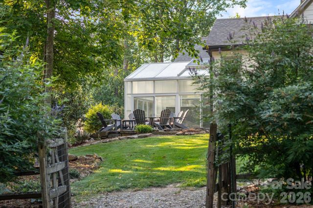 1 Orchid Lane, Asheville, NC 28803