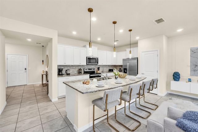 830 PARADISE DRIVE, Davenport, FL 33897