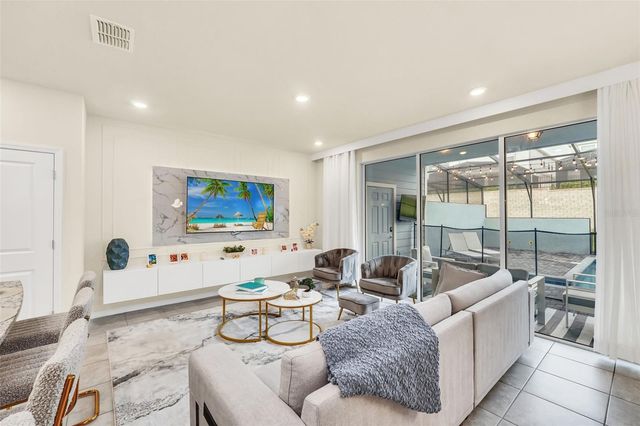 830 PARADISE DRIVE, Davenport, FL 33897