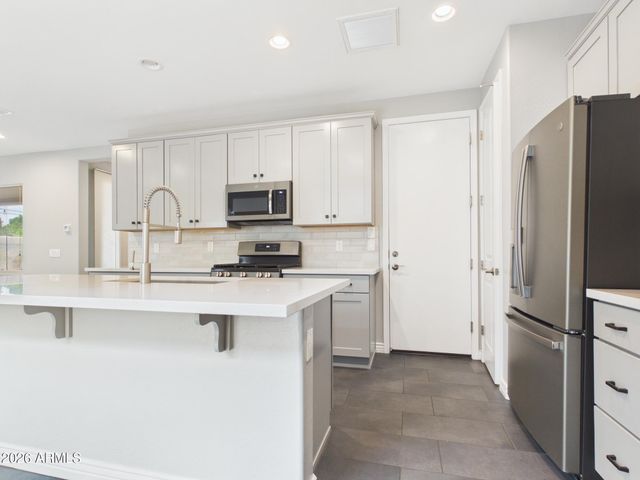 7001 E PORTLAND Street, Scottsdale, AZ 85257