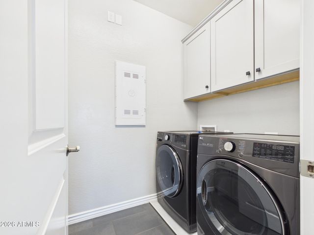 7001 E PORTLAND Street, Scottsdale, AZ 85257
