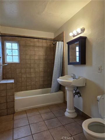 3717 Briscoe Street, Riverside, CA 92506