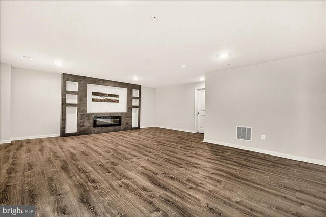 5703 GUILFORD GARDEN TER, Frederick, MD 21704