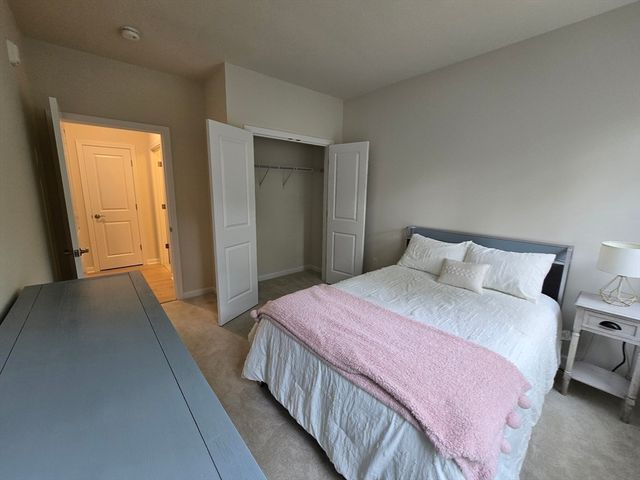 2 Winslow Lane 410, Grafton, MA 01536