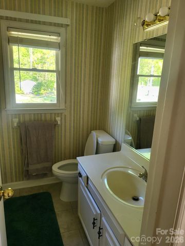 1022 Balsam Terrace, Charlotte, NC 28214