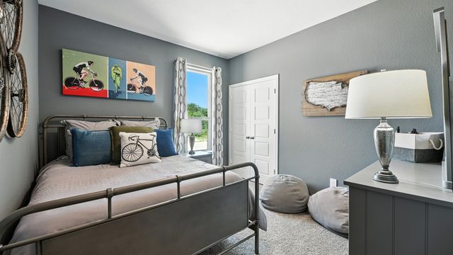 557 PENDLETON Avenue, Keene, TX 76059