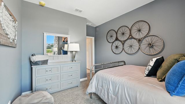 557 PENDLETON Avenue, Keene, TX 76059