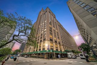 680 N Lake Shore Drive 1322, Chicago, IL 60611