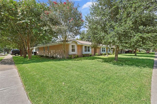 5703 Belrose Drive, Houston, TX 77035