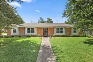 5703 Belrose Drive, Houston, TX 77035