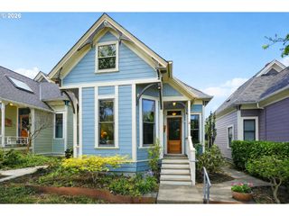 31 S GIBBS St, Portland, OR 97239