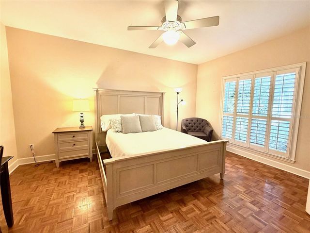 4317 NW 10TH PLACE, Gainesville, FL 32605