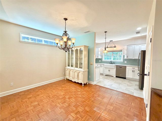 4317 NW 10TH PLACE, Gainesville, FL 32605